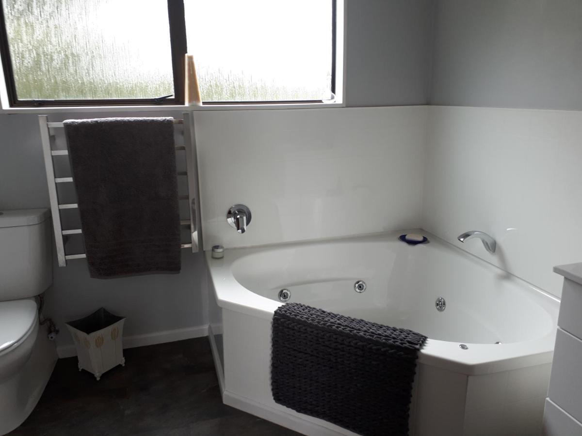 Rangaroa Heights Bed & Breakfast Taumarunui Eksteriør bilde